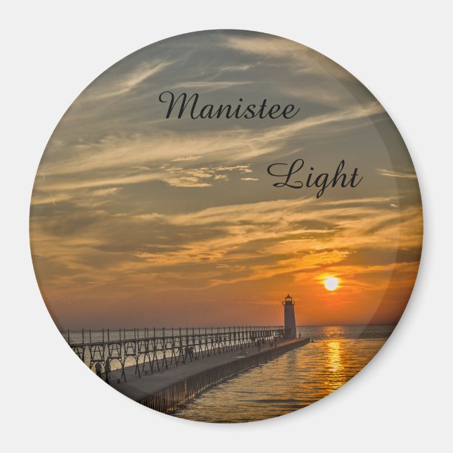 Sunset in Manistee North Pierhead Lighthouse Magnet (Vorne)