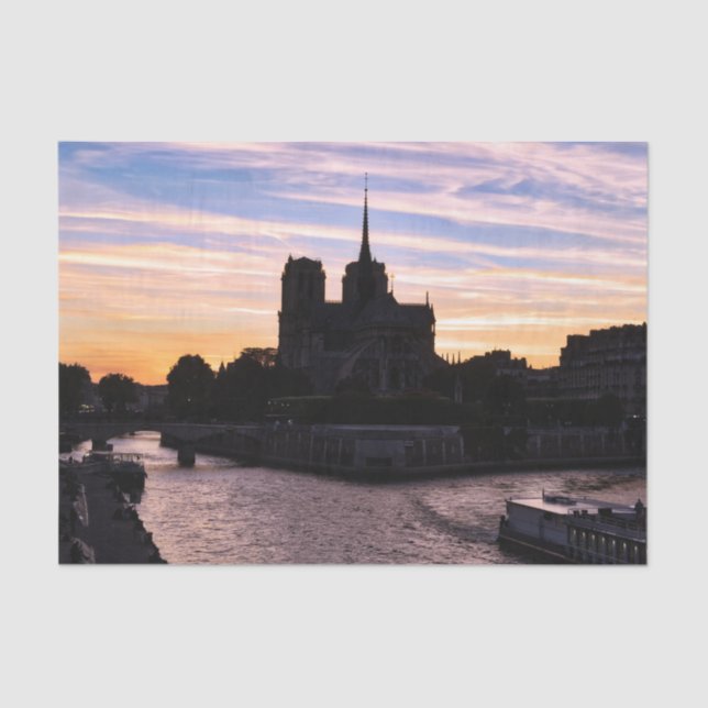 Sunset on Notre Dame de Paris - Paris, Frankreich Seidenpapier (Vorderseite)