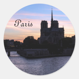 Sunset on Notre Dame de Paris Runder Aufkleber