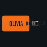 Sunset Orange Modern Name | Trendy Minimalistisch Gepäckanhänger<br><div class="desc">Neon Sunset Orange | Personalisierter Name,  Nachname | Modernes und elegantes Design | Klassisches Design | Trendfarbe | Stilvoll und Mode | MINIMALISTISCH | Neuheit</div>