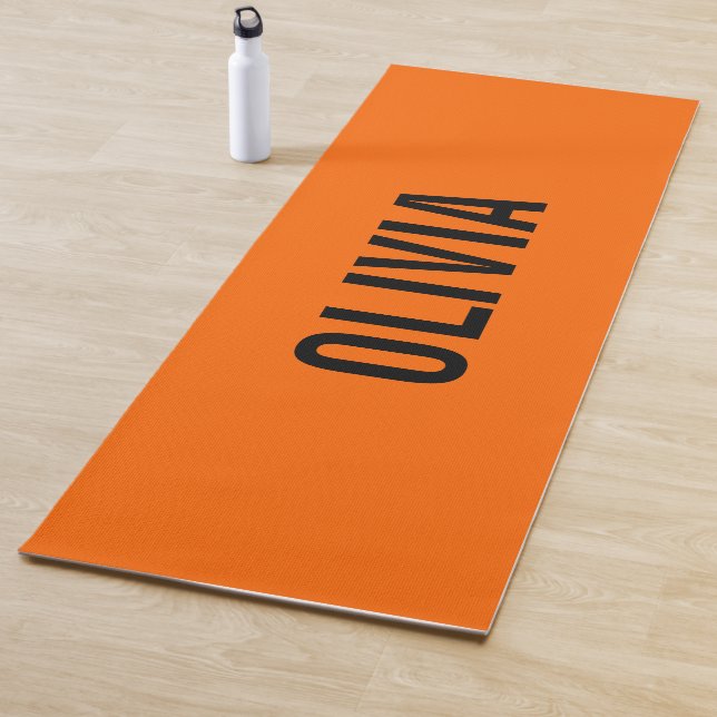 Sunset Orange Modern Name | Trendy Minimalistisch Yogamatte (Beispiel)