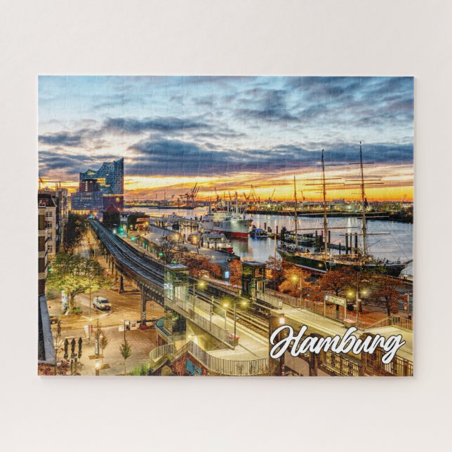 Sunset Over Beautiful Hamburg, Deutschland Puzzle (Horizontal)