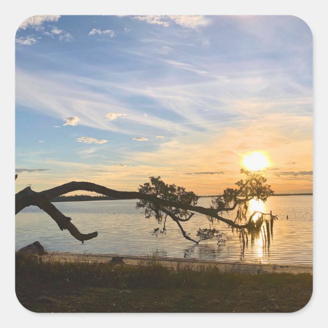 Sunset Over East Bay Quadratischer Aufkleber (Vorderseite)