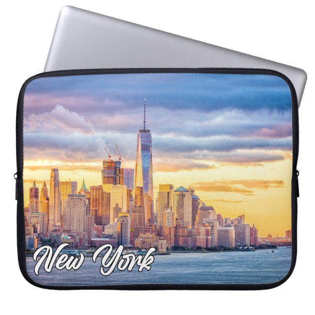 Sunset Over Manhattan, New York, USA Laptopschutzhülle (Vorderseite)