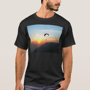 Sunset Paraglide Wanderlust Extreme Sportart T-Shirt