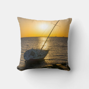 Sunset Sailboat Shipwreck Golf Breeze FL Pillow Kissen