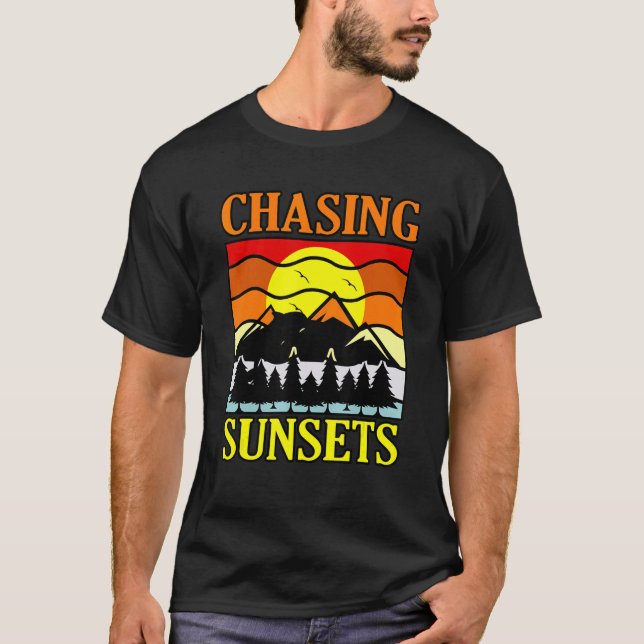 Sunsets nachjagen T-Shirt (Vorderseite)