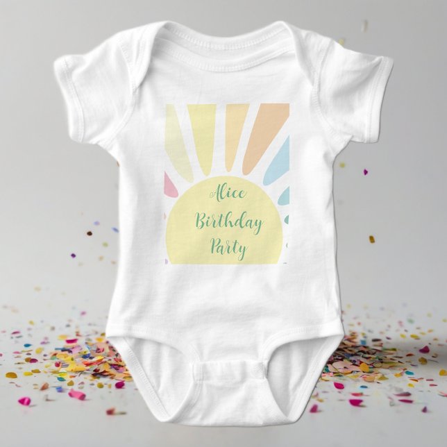 Sunshine Birthday Party Baby T - Shirt (Von Creator hochgeladen)
