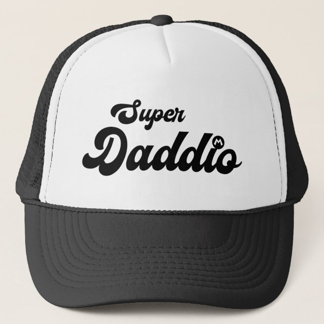 Super Daddio Funny Hat.Bestes Geschenk für Vater. Truckerkappe (Vorderseite)