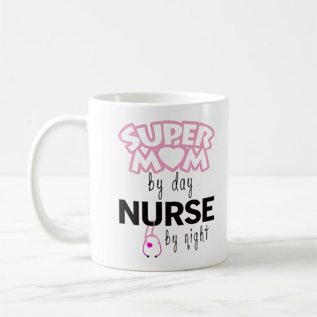 Super Mama bei Tagesaufenthalten Kaffeetasse (Links)