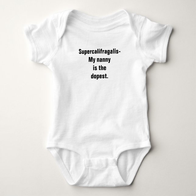 Super Nanny Baby Outfit Strampler (Vorderseite)