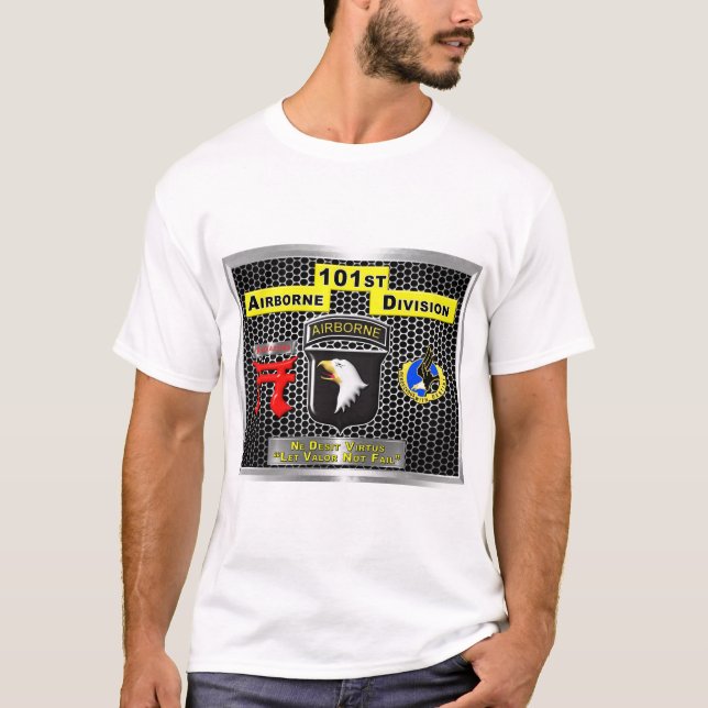 Super neues Design der 101. Im Flugzeug Division T-Shirt (Vorderseite)
