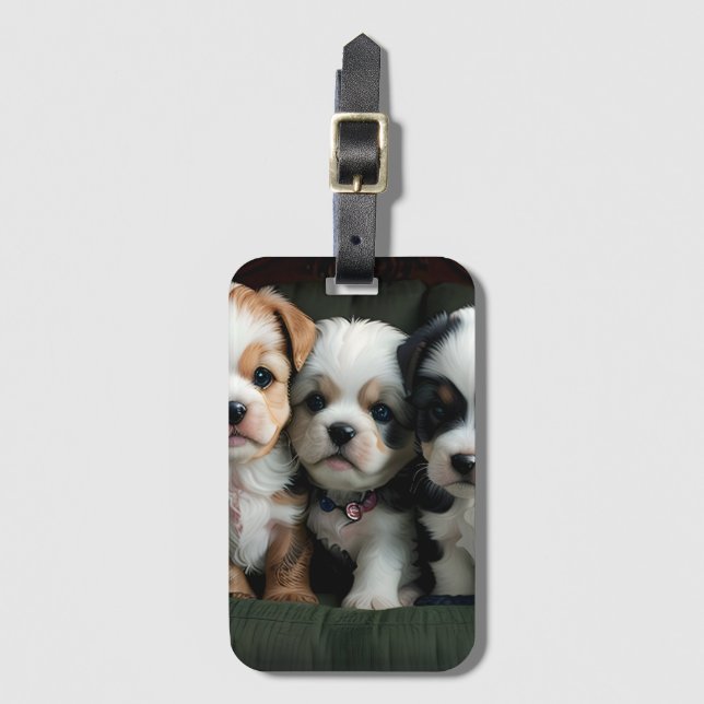 Super Niedliche Welpen auf dem Sofa 2 Gepäckanhänger (Vorderseite Vertikal)
