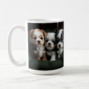 Super Niedliche Welpen auf dem Sofa 2 Kaffeetasse
