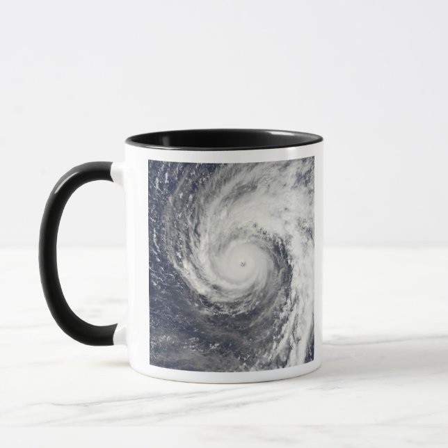 Super Typhoon Podul Tasse (Links)