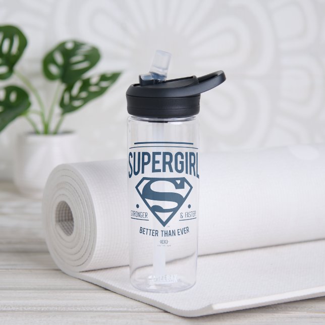 Supergirl besser als je zuvor Retro Graphic Trinkflasche (Yoga)