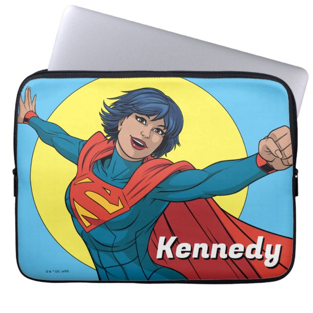 Supergirl Fliegen in Blue Anzug Laptopschutzhülle (Vorderseite)