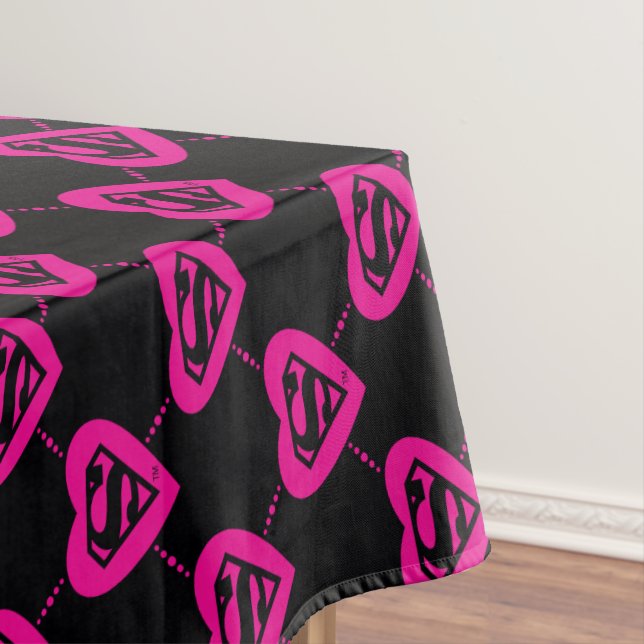 Supergirl Hearts Diagonal Pattern Tischdecke (Beispiel)
