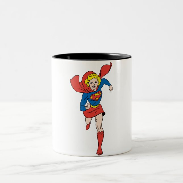 Supergirl-Pose 8 Zweifarbige Tasse (Mittel)