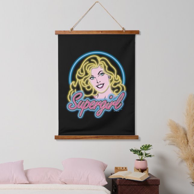 Supergirl Retro Neon Lights Graphic Wandteppich Mit Holzrahmen (Schlafzimmer)