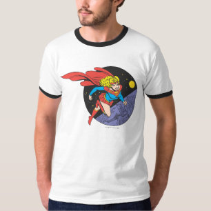 Supergirl springt im Weltraum T-Shirt