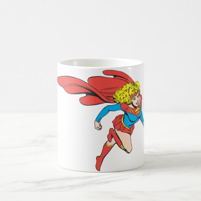 Supergirl springt rechts kaffeetasse (Mittel)
