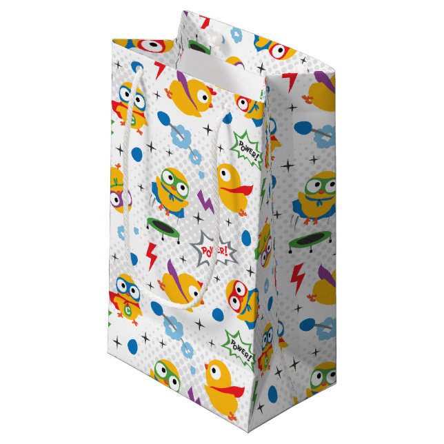 Superhero Chicken Kleine Geschenktüte (Vorderseite Schrägansicht)