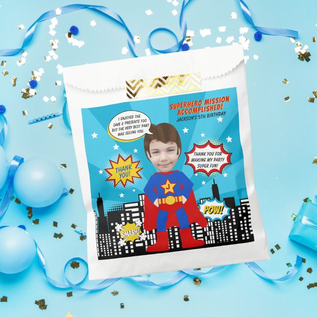 Superhero Comic Book Style Boy Birthday Foto Geschenktütchen (Von Creator hochgeladen)