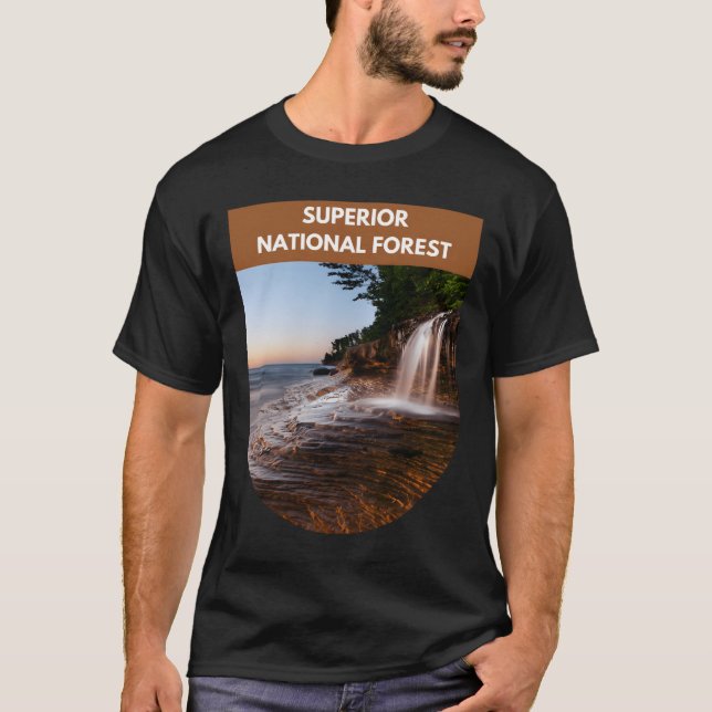 Superior National Forest - Minnesota T-Shirt (Vorderseite)