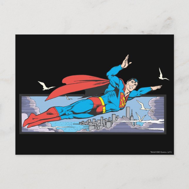 Superman Flies Thru City Postkarte (Vorderseite)