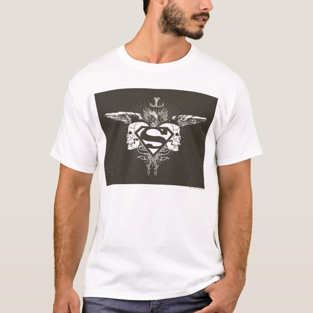 Superman Stylized | Dark Skulls Logo T-Shirt (Vorderseite)