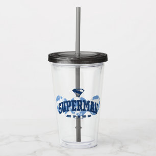 Superman über den Globus Acryltrinkbecher