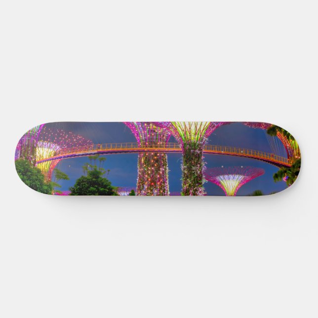 Supertree Grove Skateboard (Horizontal)
