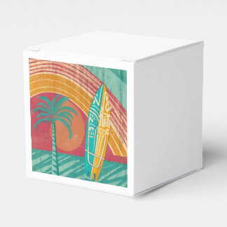 SURFBOARDBRETT UND STRANDDESIGN AUF SCHACHTEL  GESCHENKSCHACHTEL