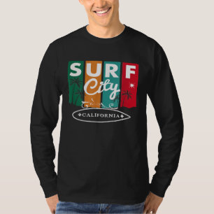 Surfbrett in der Stadt Vintag T-Shirt