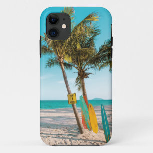 Surfbretter am Strand werfen Kissen Case-Mate iPhone Hülle