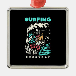 Surfen im Alltag Ornament Aus Metall