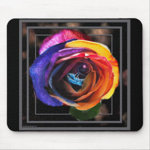 Surfen in der Regenbogen-Rose Mousepad