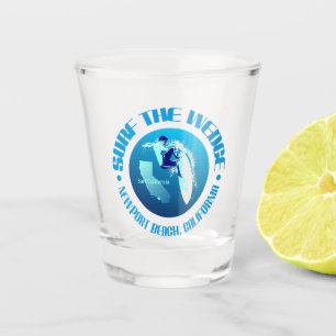 Surfen Sie am Rand Schnapsglas