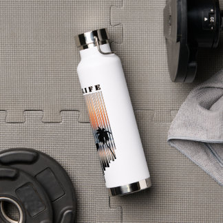 Surfen Sie bei Sonnenuntergang in den Strand Trinkflasche