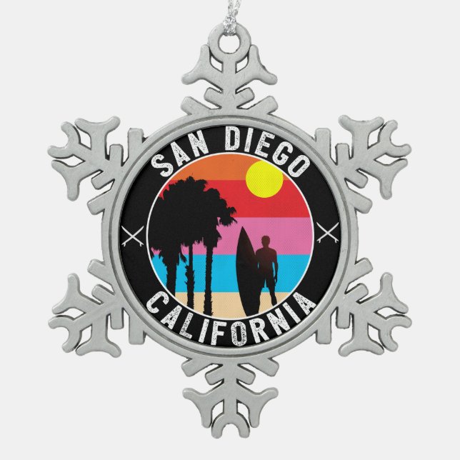 Surfendes San Diego Kalifornien schwärzt Schneeflocken Zinn-Ornament (Vorderseite)