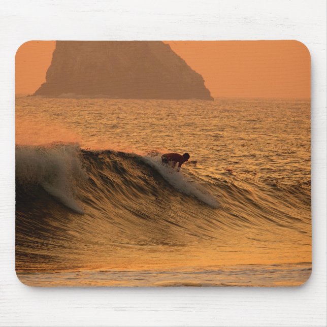 Surfer at sunset in Mexiko Mousepad (Vorne)