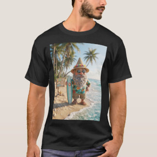 Surfer Gnom auf tropischem Strand mit Surfbrett T-Shirt