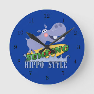 Surfer Hippopotamus Runde Wanduhr