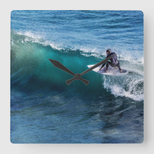 Surfer - Square Wall Clock - HAMbyWhiteGlove Quadratische Wanduhr