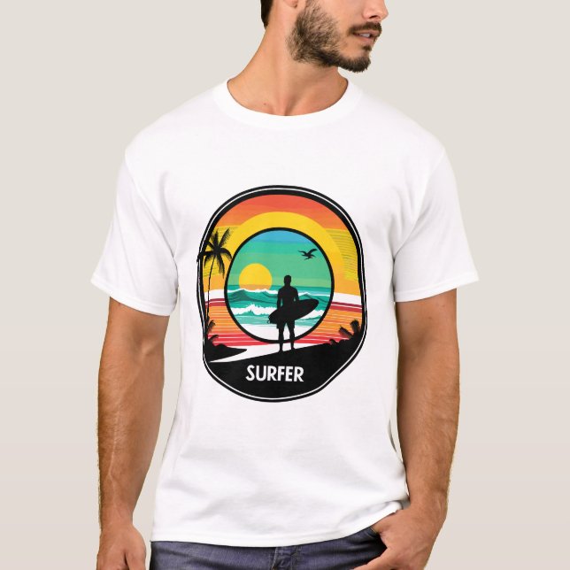 Surfer Sunset Beach Retro-Kreis-Illustration T-Shirt (Vorderseite)