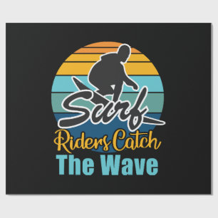 Surffahrer fangen die Wellen Geschenkpapier