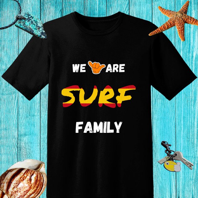 Surffamiliendesign mit Shaka-Hand und Spanienflagg T-Shirt (Von Creator hochgeladen)