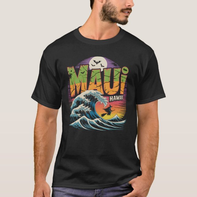 Surfhexe auf Broom Maui Hawaii Halloween T-Shirt (Vorderseite)