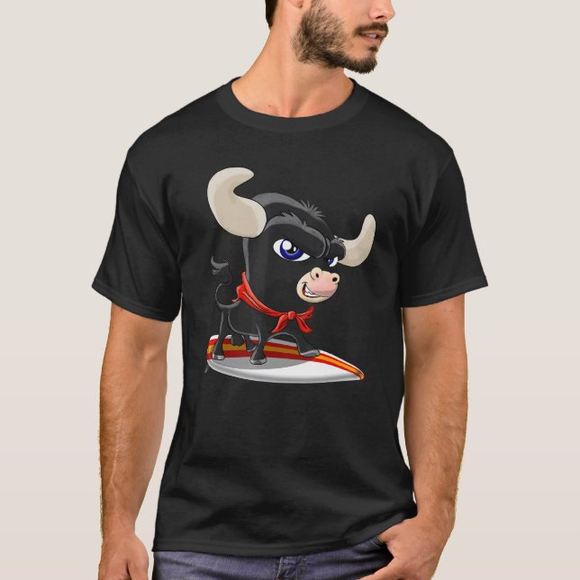 Surfing spot Spain with cute bull T-Shirt (Vorderseite)